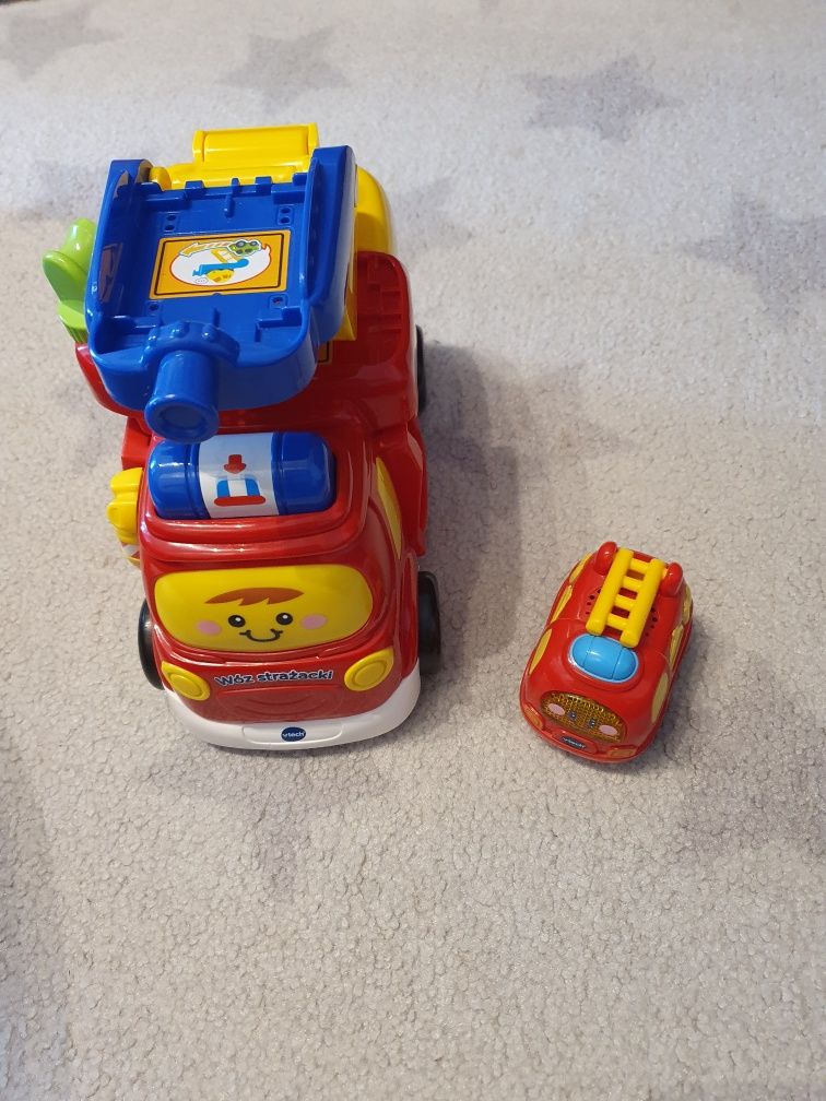 Wóz strażacki vtech  + małe autko grające