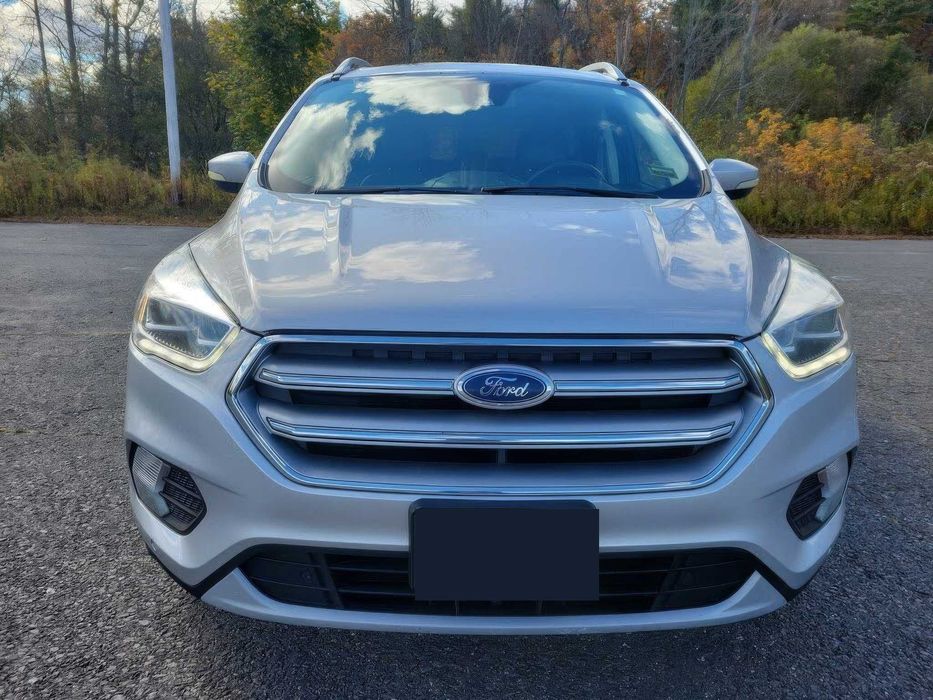 Ford Escape Titanium      2017