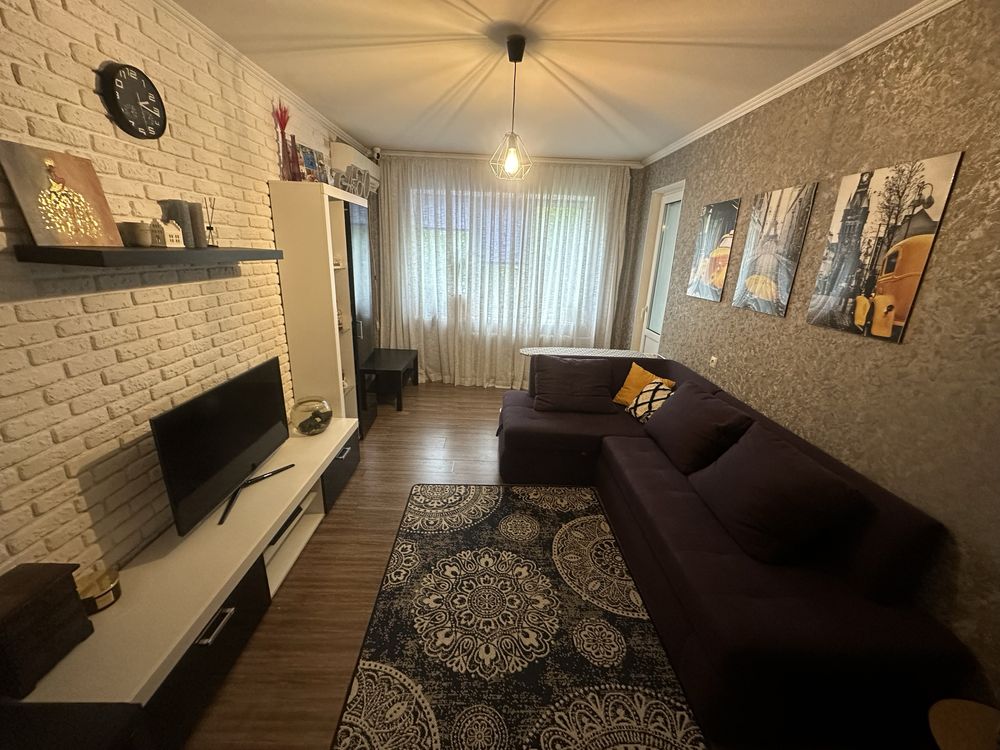 Продам 3-х кімнатну квартиру смт Глеваха (масив )