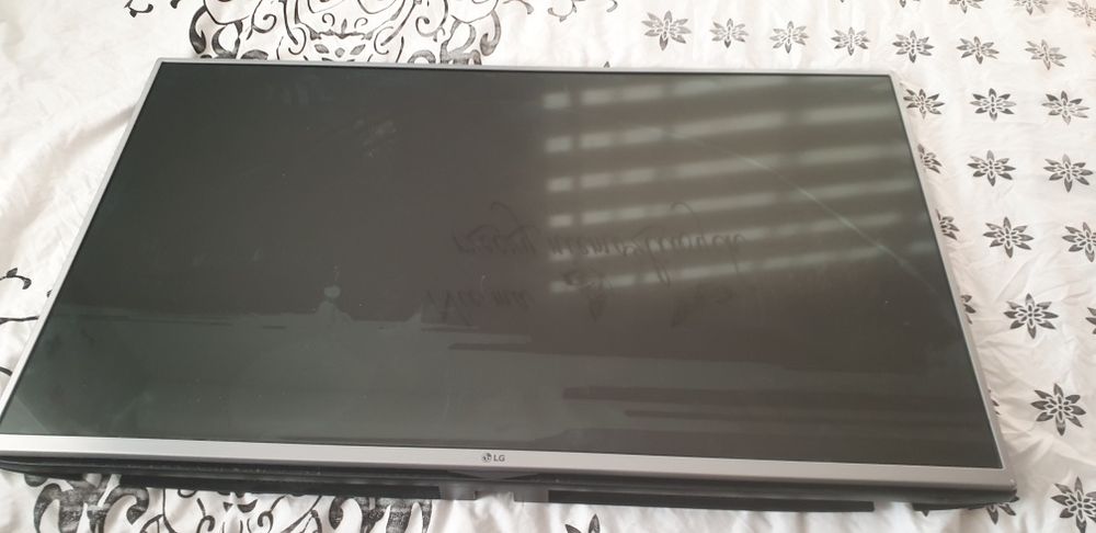Telewizor lg 43 na części