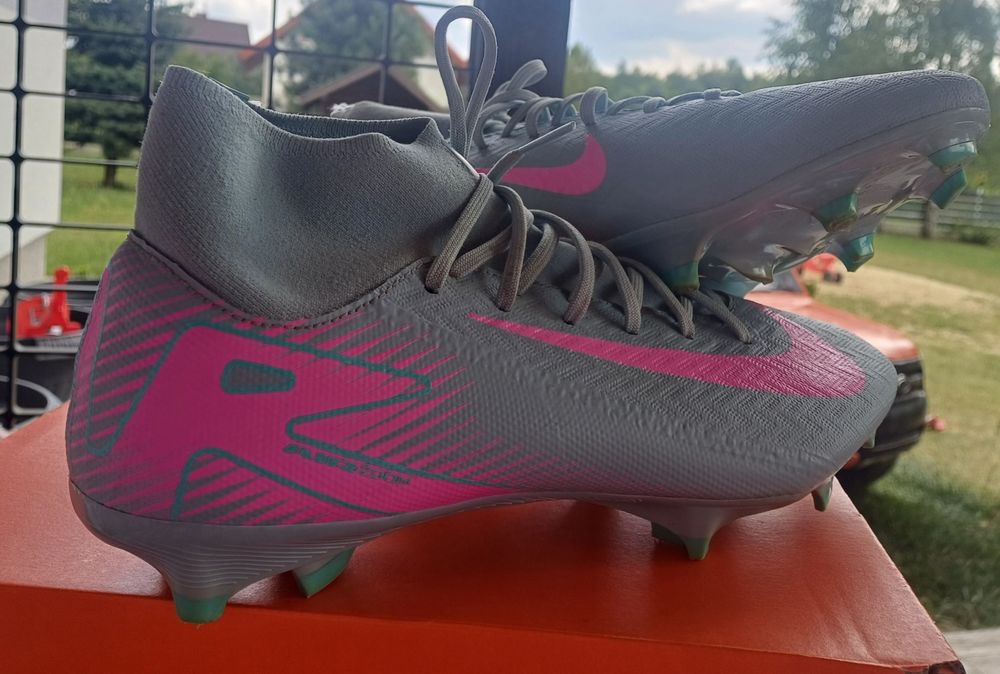 Korki Nike rozmiar 41