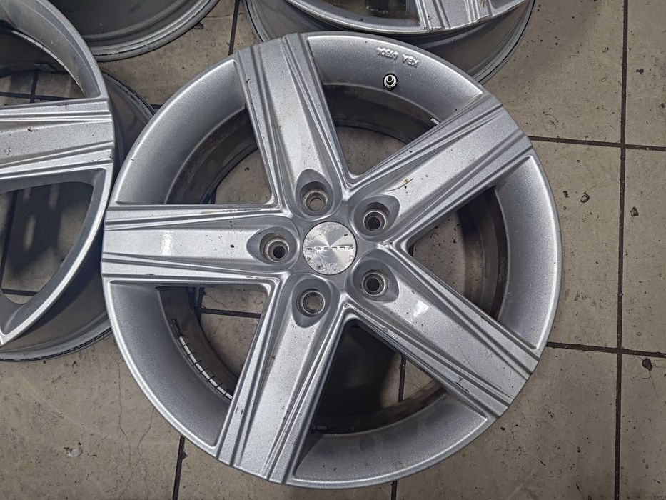 Felgi aluminiowe Aluett 32757 7.5" x 17" 5x120 ET 45