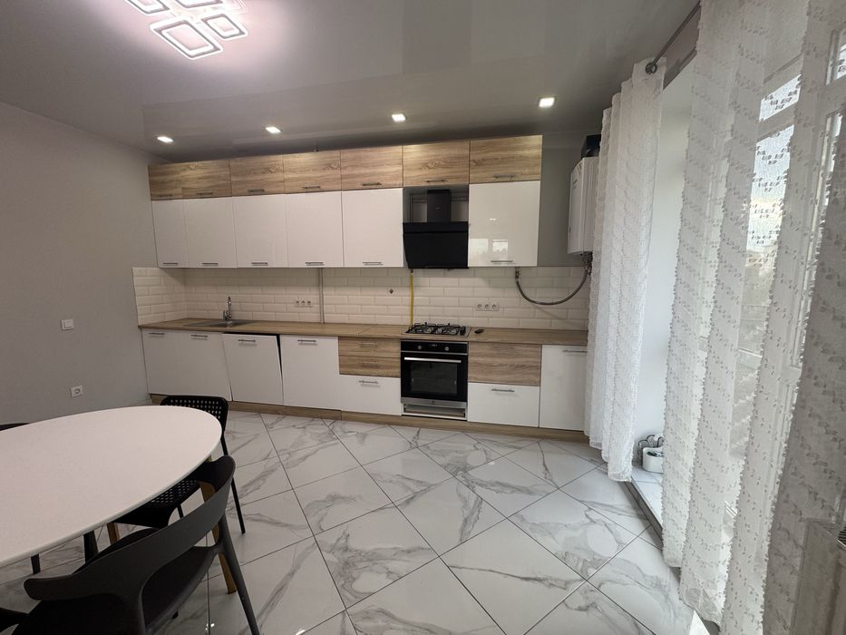 Продаж двокімнатна квартира Калинова Слобода.