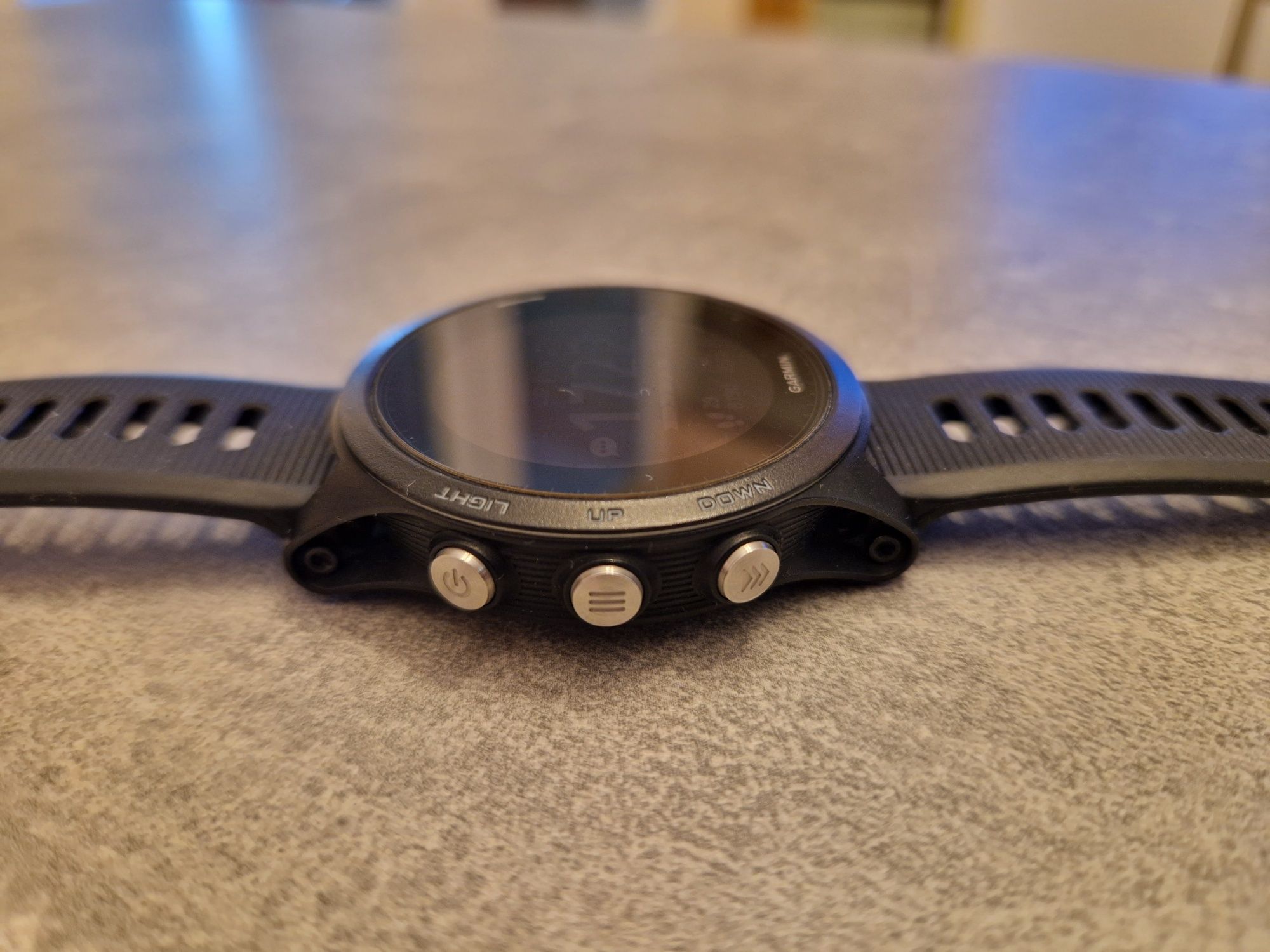 Garmin Forerunner 935 – idealny stan, tylko treningowy | kabel