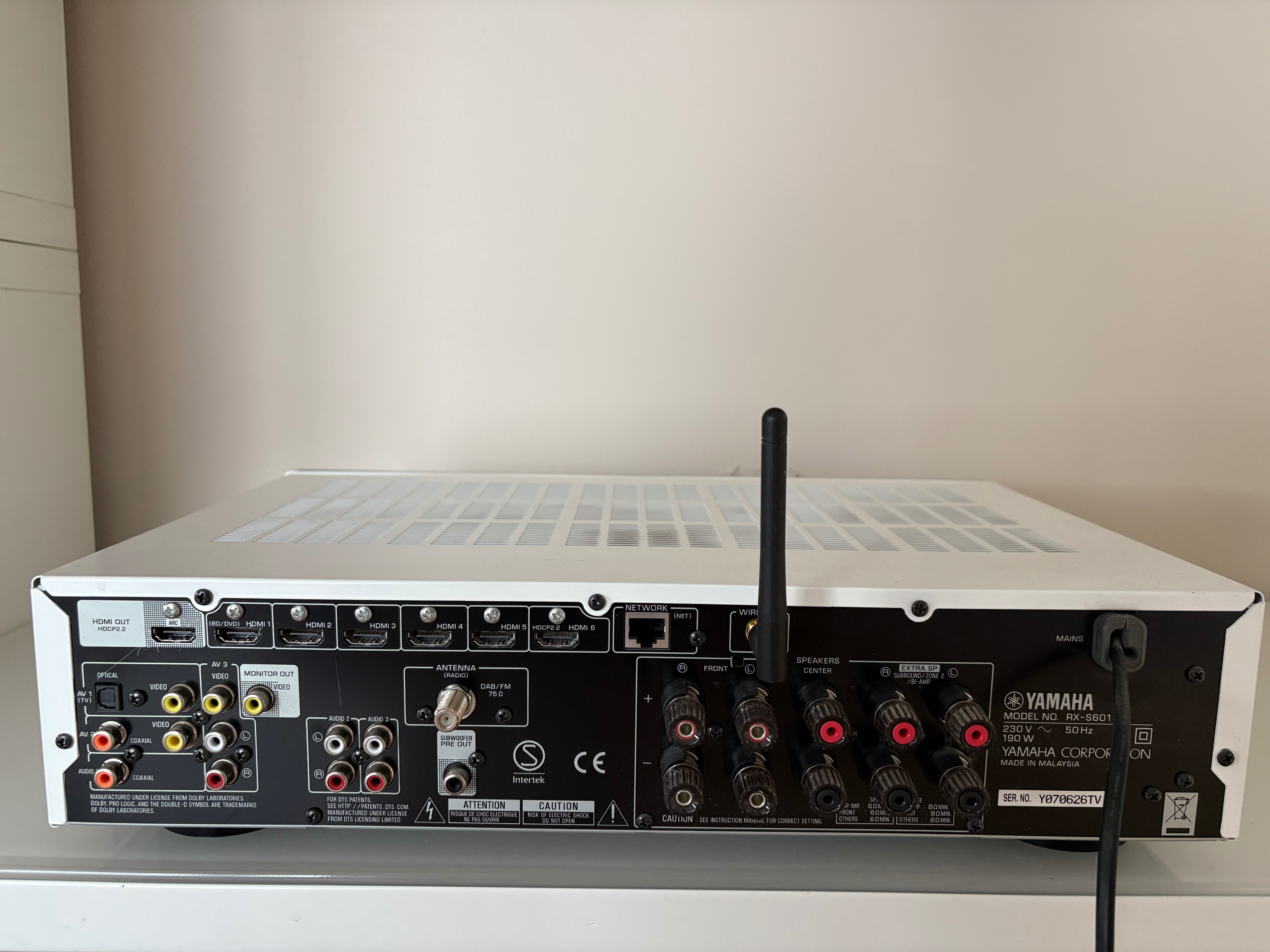 Yamaha Biały RX‑S601D