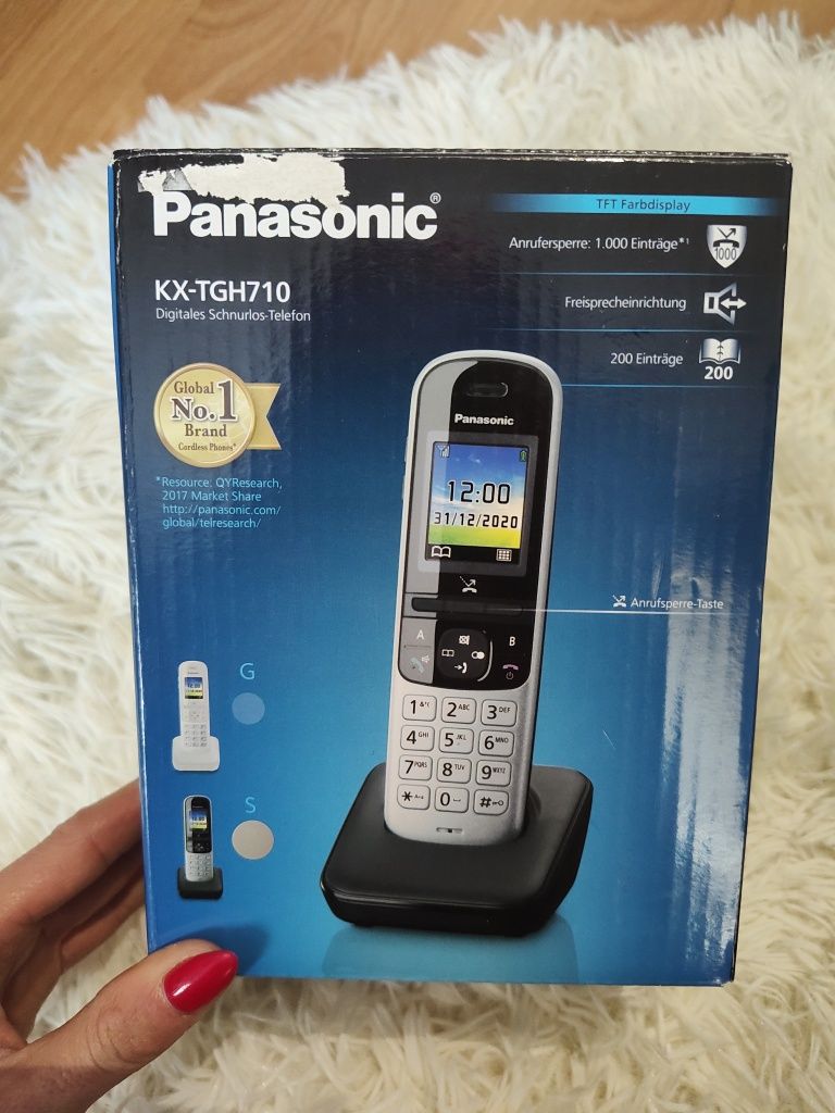 Telefon stacjonarny Panasonic KX-TGH710
Telefon stacjonarny Panasonic