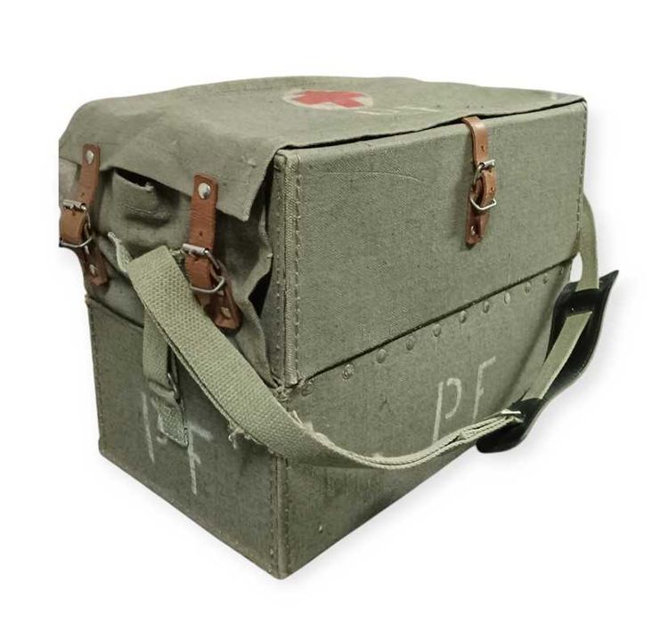 TORBA, torby wojskowe, BREZENTOWE, sanitarne 40X23X31. ORYGINALNE