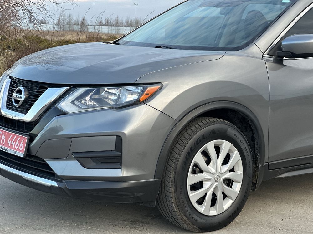 Nissan Rogue Свіжопригнаний не битий не фарбований !