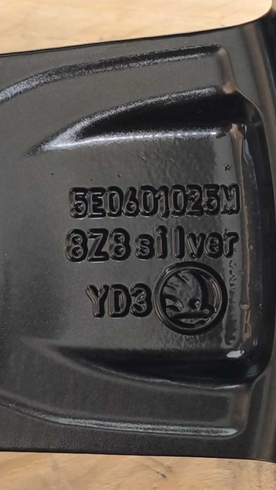 4 sztuki felgi aluminiowe 16'' 5x112 Skoda Octavia MK3 Vw Seat(OL608F)