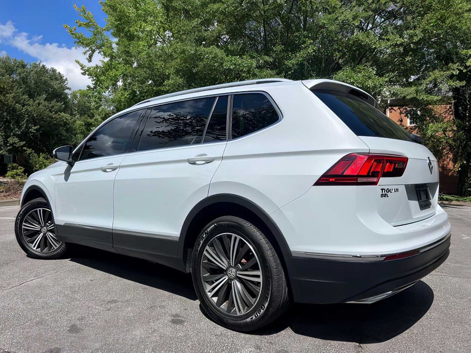 Volkswagen Tiguan      2018