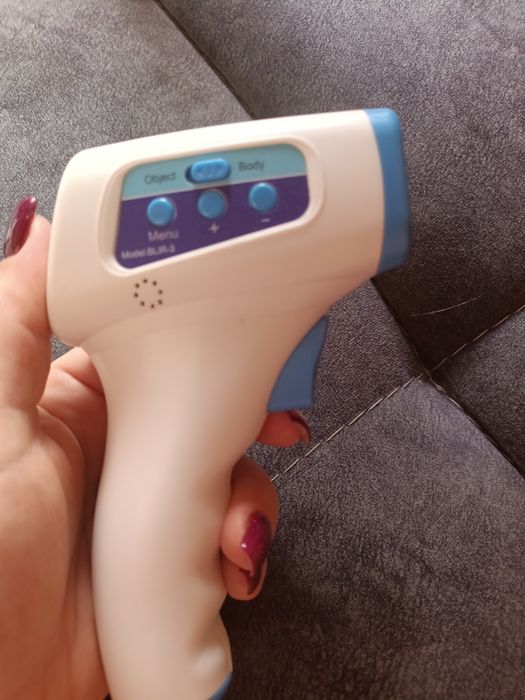 Віддам речі що на фото