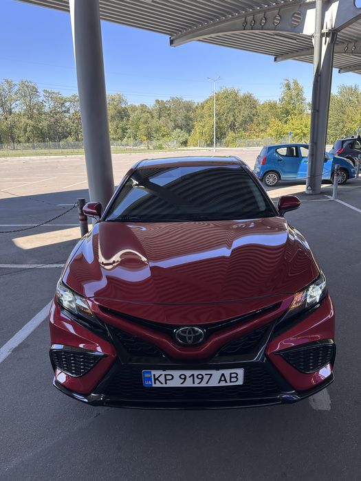 Toyota Camry 75 2021 рік