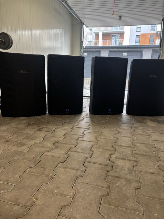 Nagłośnienie Turbosound Milan M15