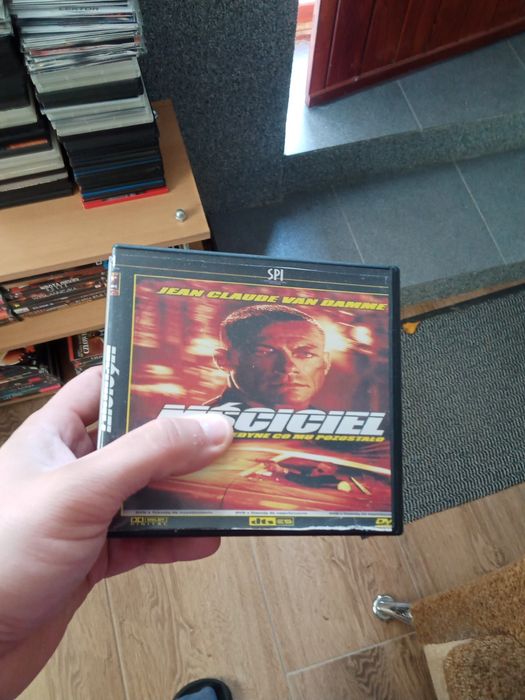 Film dvd Mściciel Van Damme