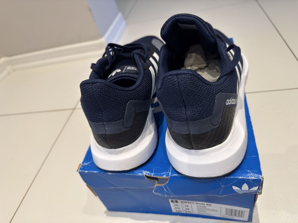 Adidas Swift Run RF