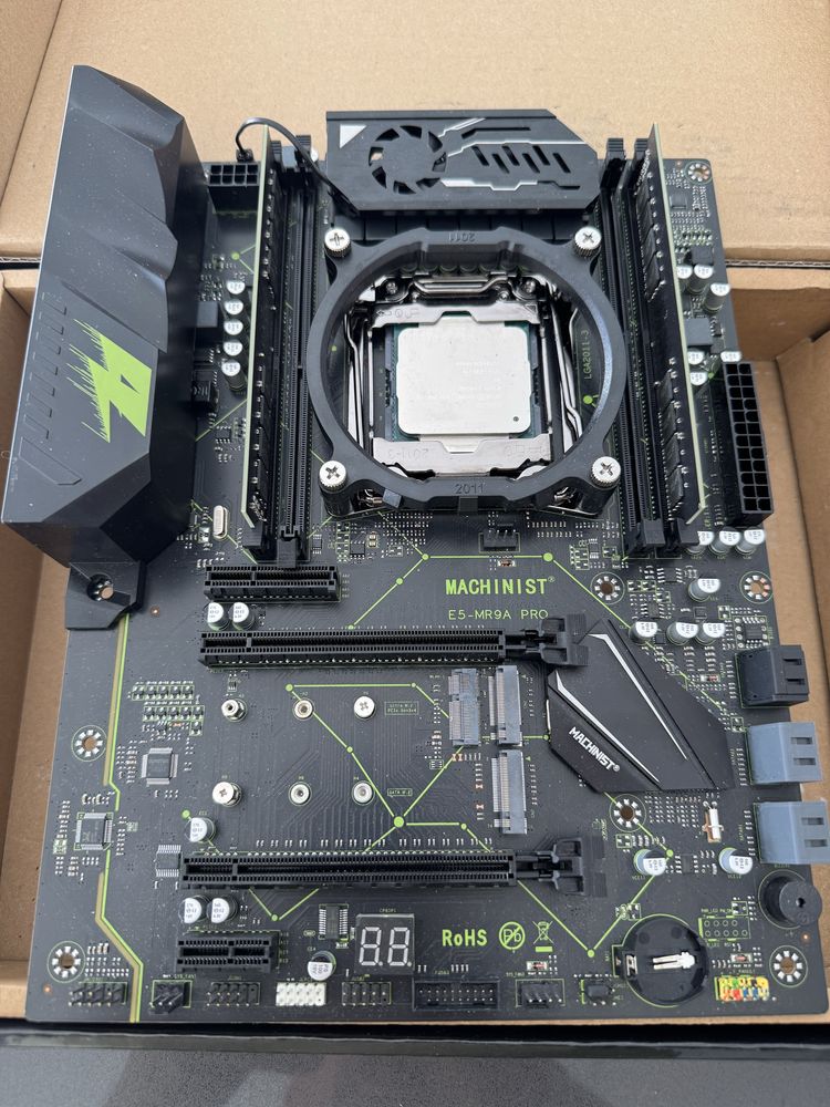 MotherBoard + Xeon E5-2666v3 + 16gb DDR4 2666mhz