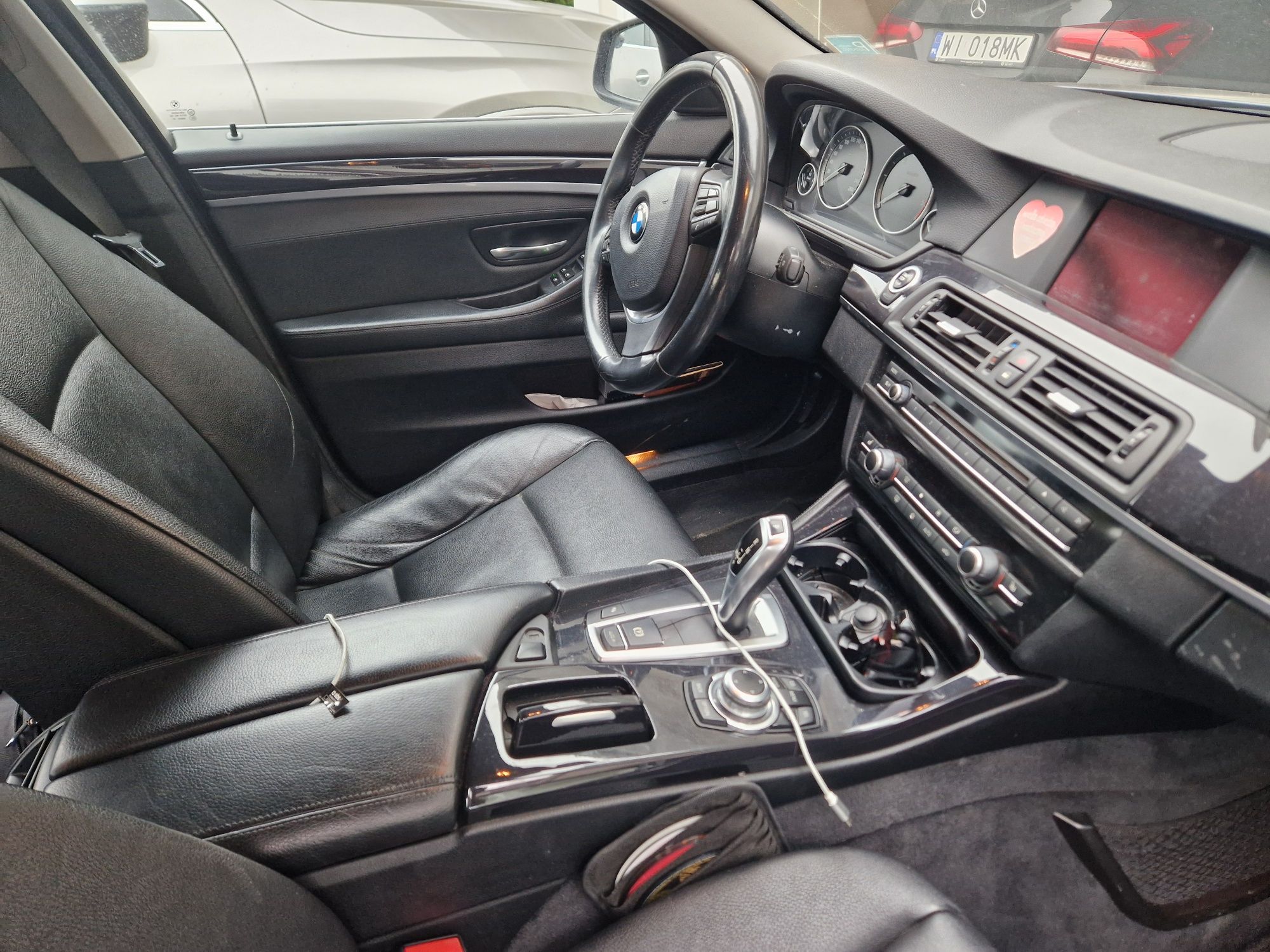 BMW F10 sedan 2011 automat