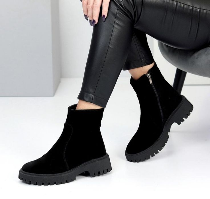 Жіночі черевики ботинки замшеві осінь