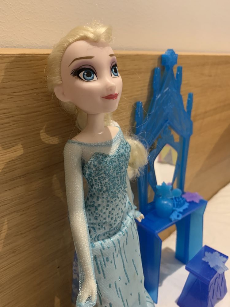 Lalka Barbi Elsa Kraina Lodu Frozen