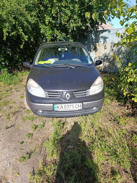 Продам автівку Рено Сценік