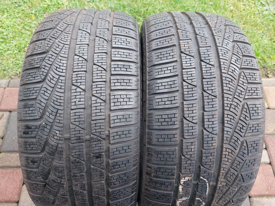 Pirelli 235.40.R18  зима 24р. 7мм