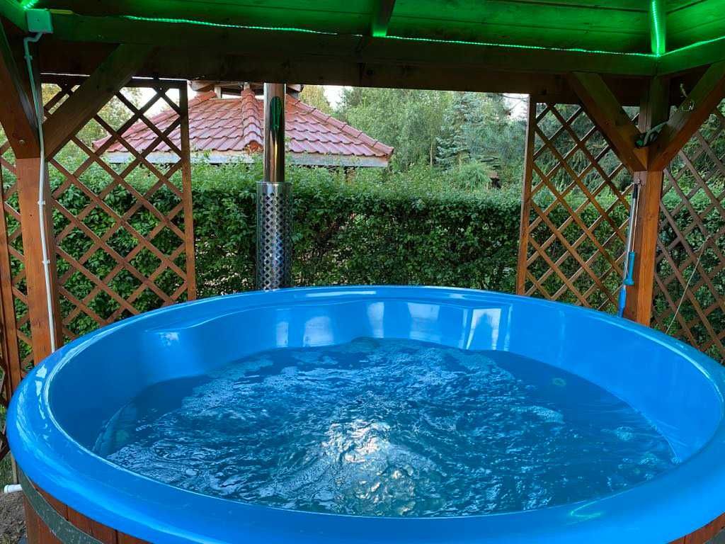 Domek Letniskowy nad jeziorem Jagodne, balia jacuzzi