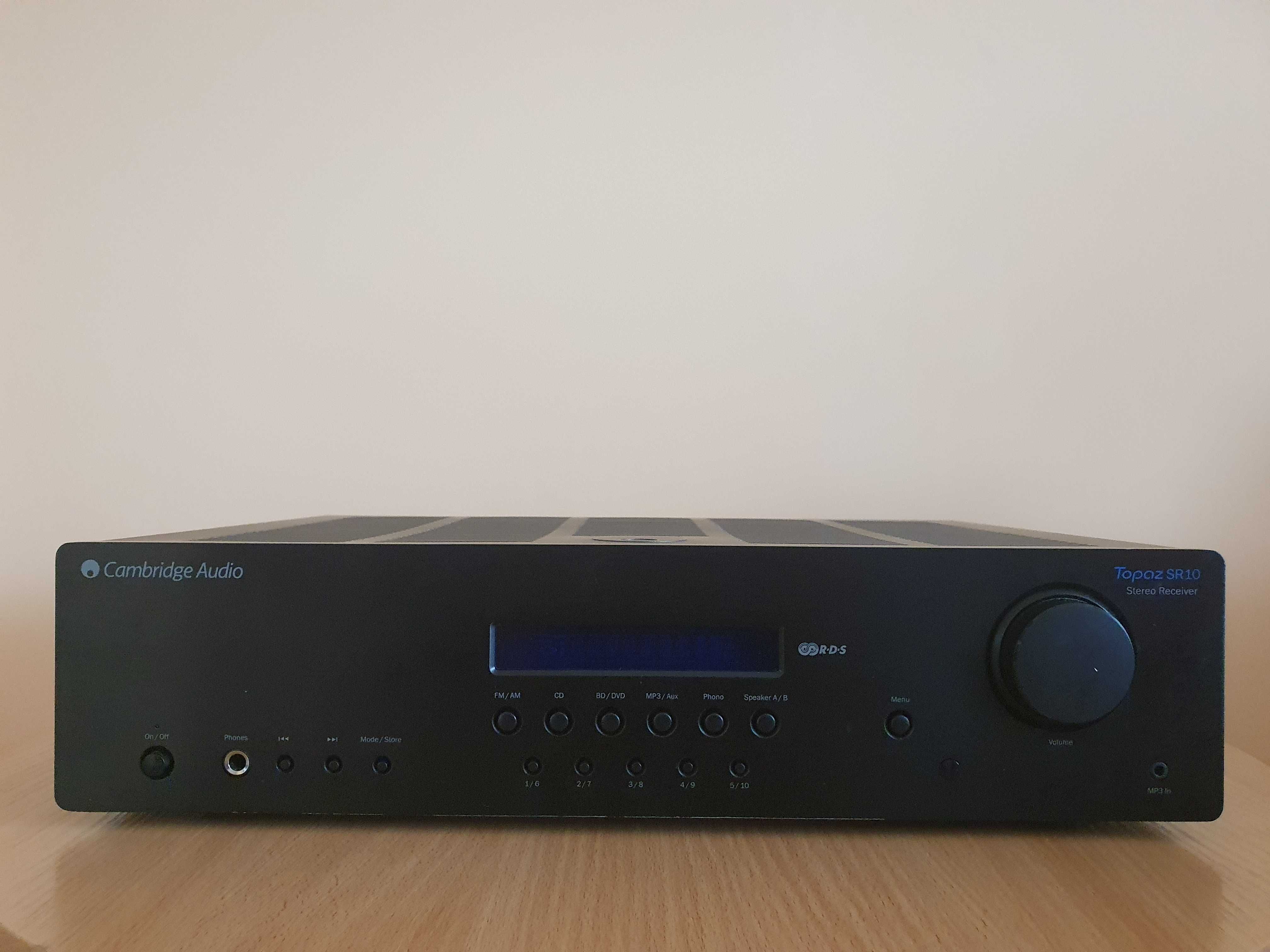 Cambridge Audio Topaz SR10 v2