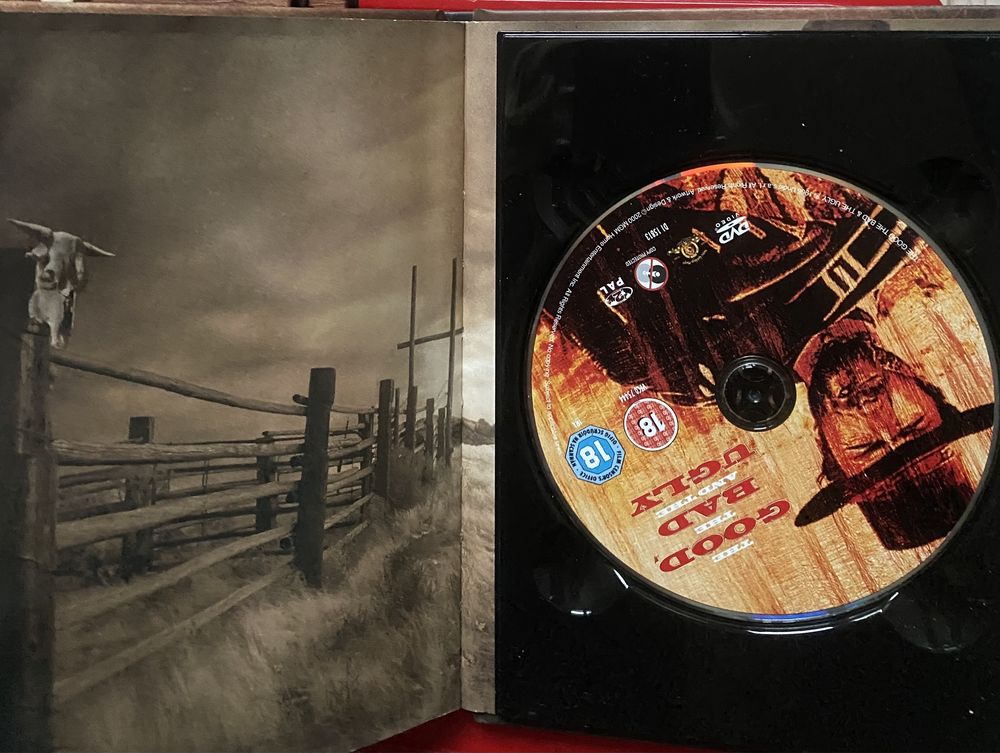 Film  DVD i książka - kolekcja Westernów  -nowa