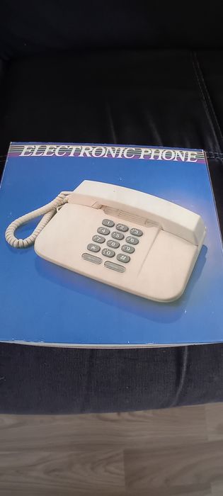 Telefone antigo novo