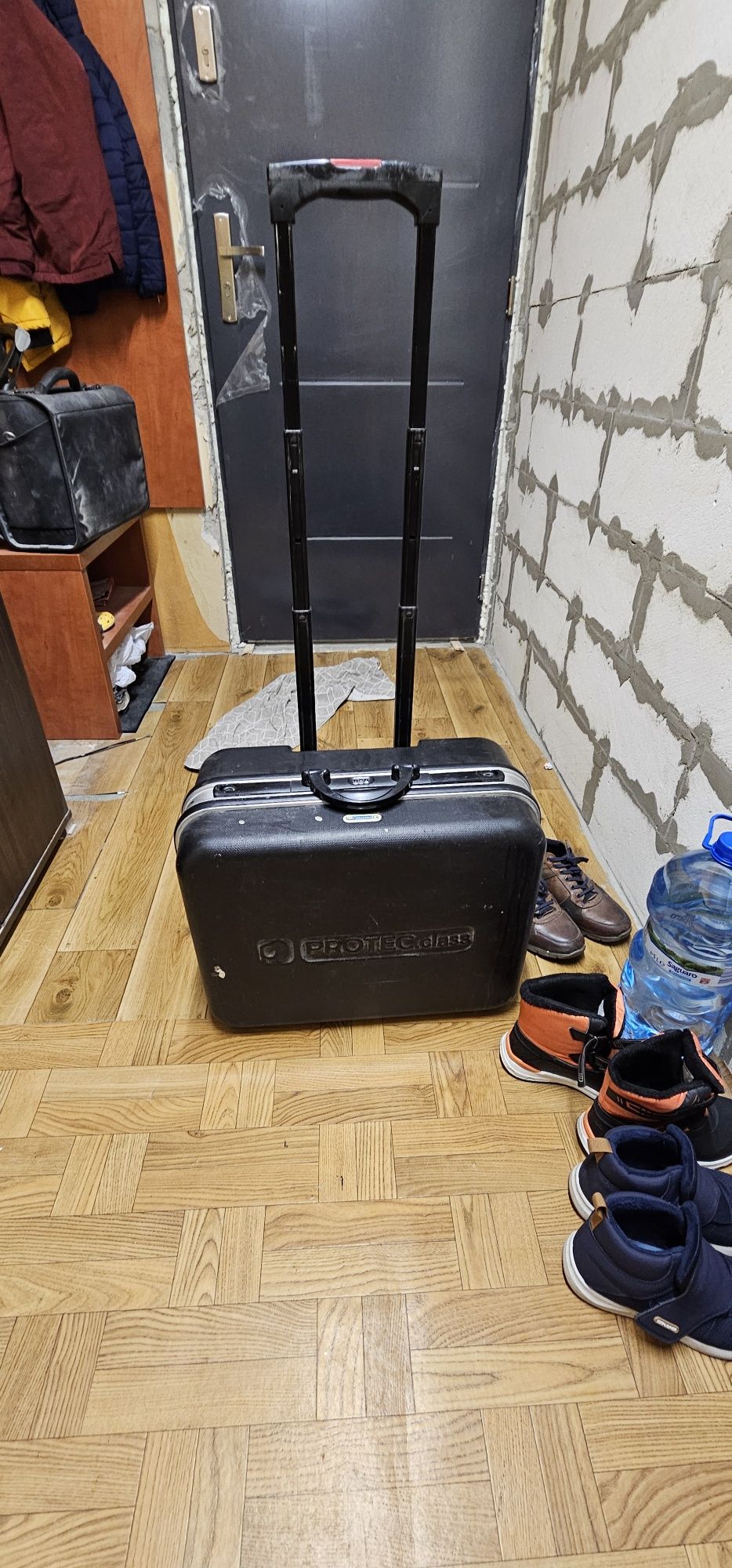 Walizka Elektryka