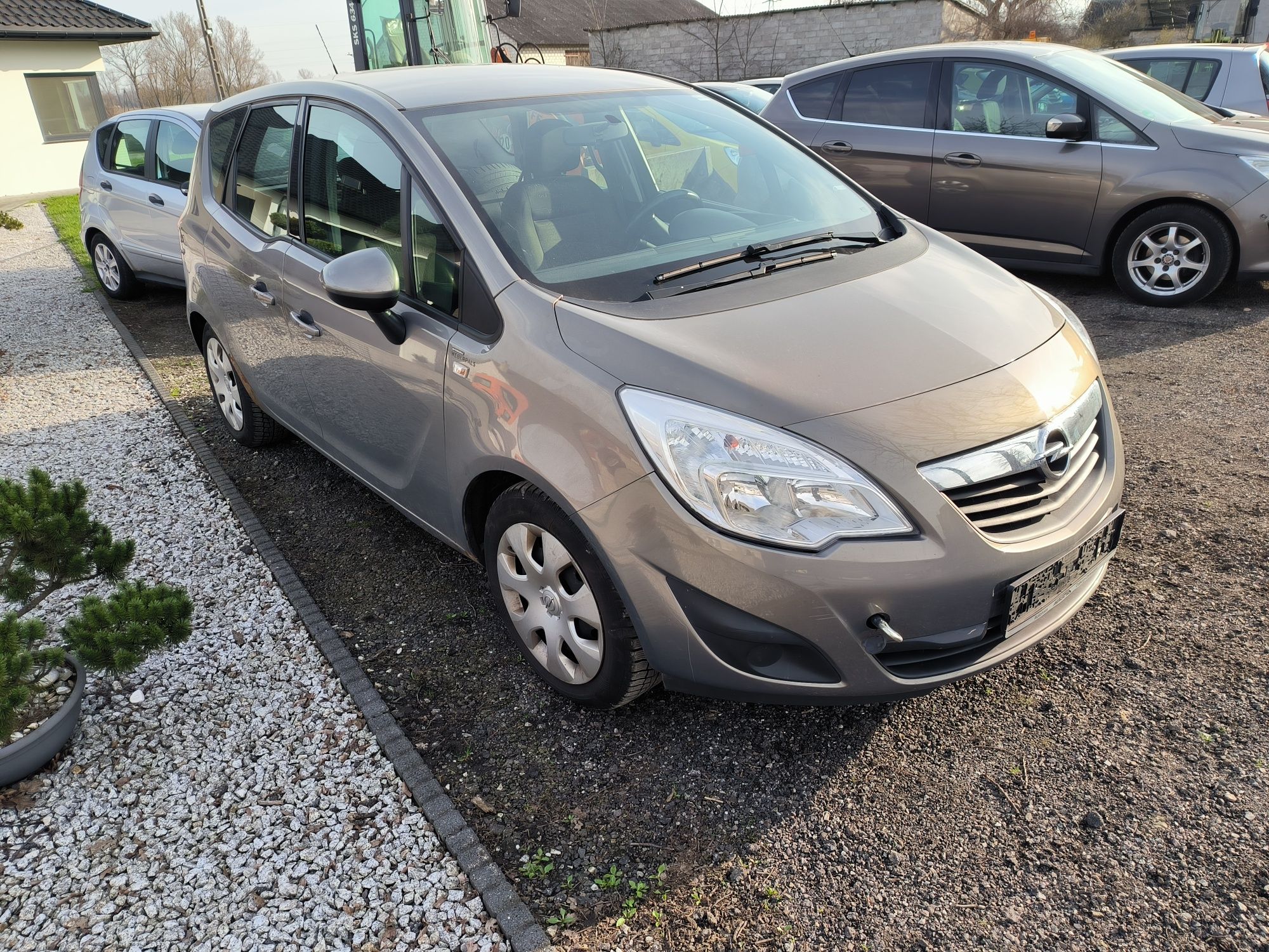 Opel Meriva 1,4 benzyna