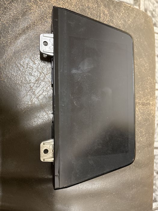 Kia stinger 17/23 monitor centralny