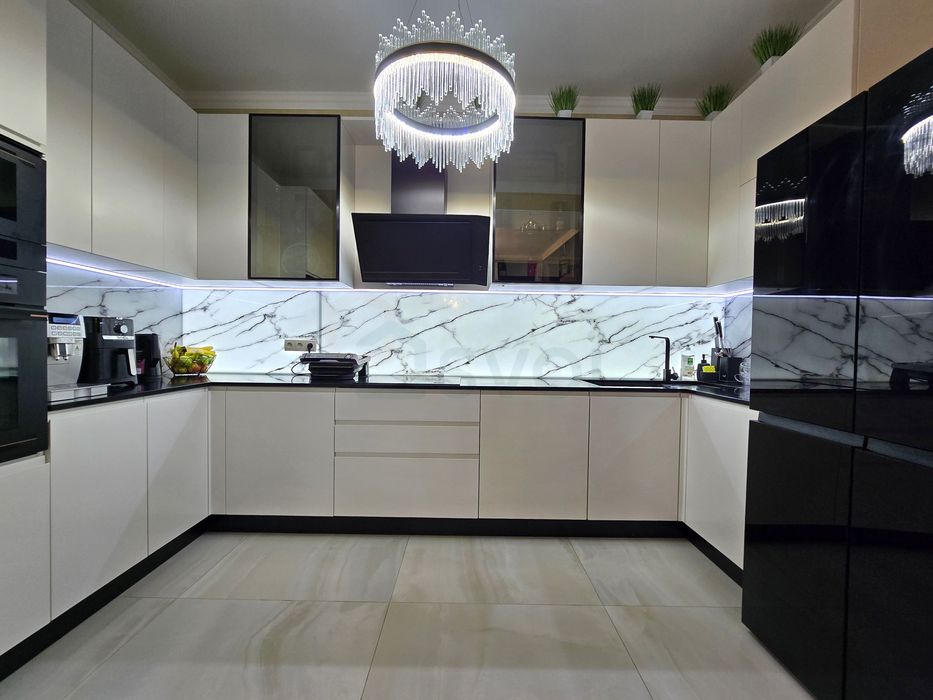 Унікальний приватний будинок з ремонтом в Лісовій Бучі. Без комісії!