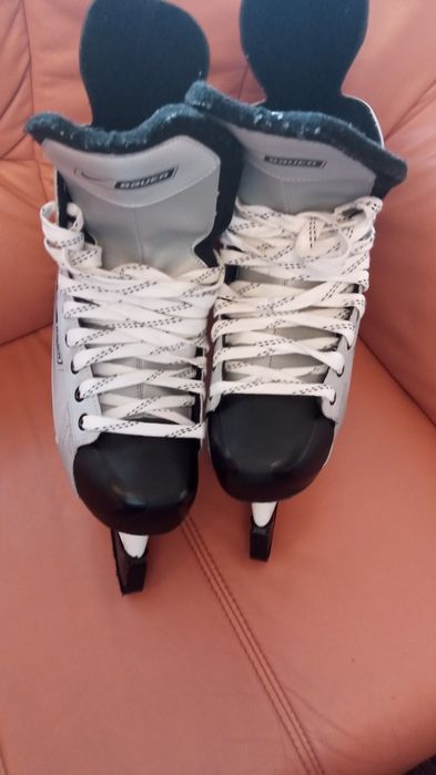 łyżwy Bauer Nice Vapor IX. Rozmiar 10.Wkładka 29cm.Jak nowe