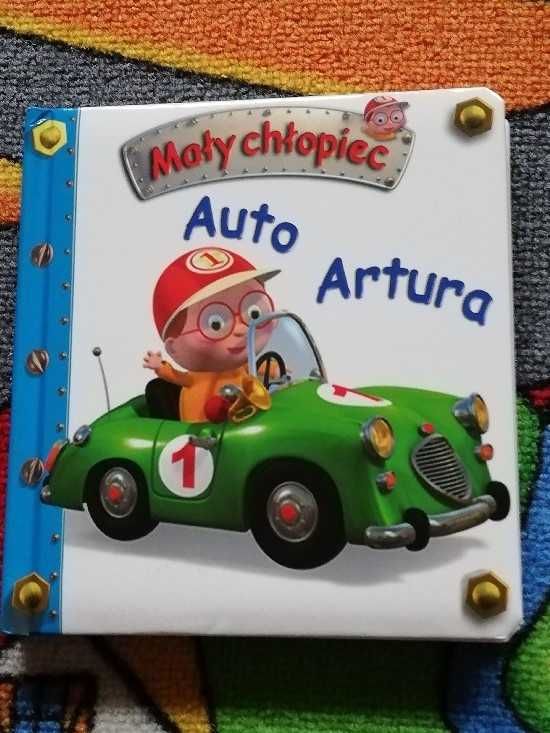 Auto Artura  książeczka z serii Mały chłopiec