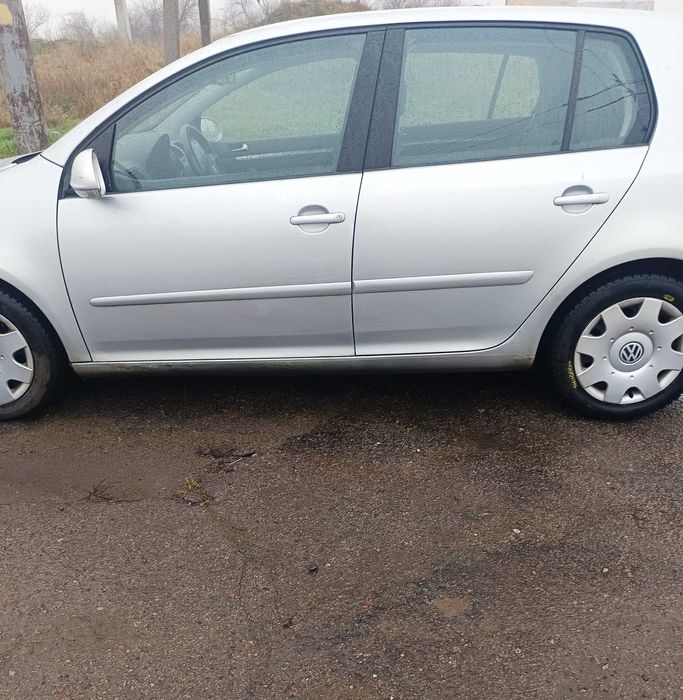 Фольксваген Гольф V продаж