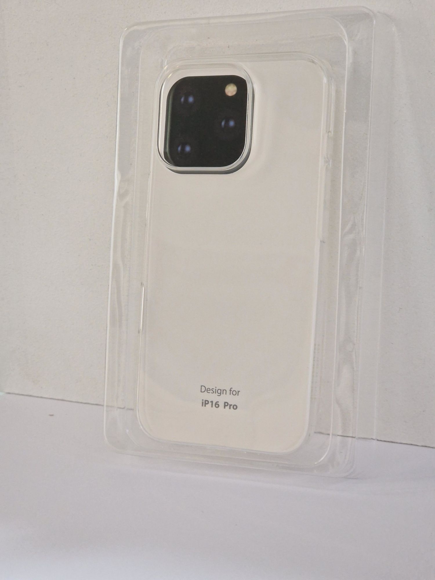 Borofone Etui BI4 Ice Series Iphone 16 Pro przezroczysty