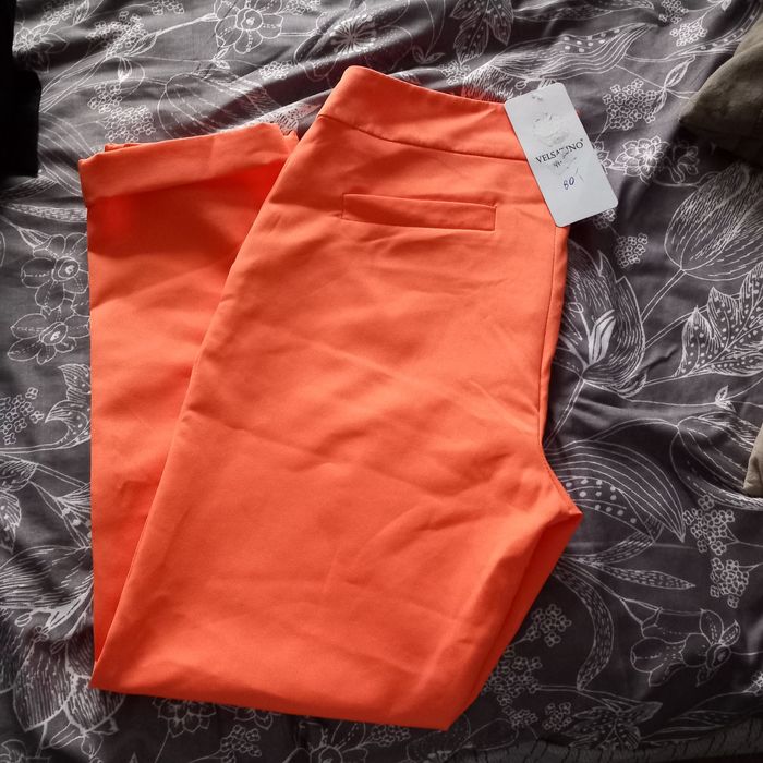 Spodnie materiałowe Velsatino