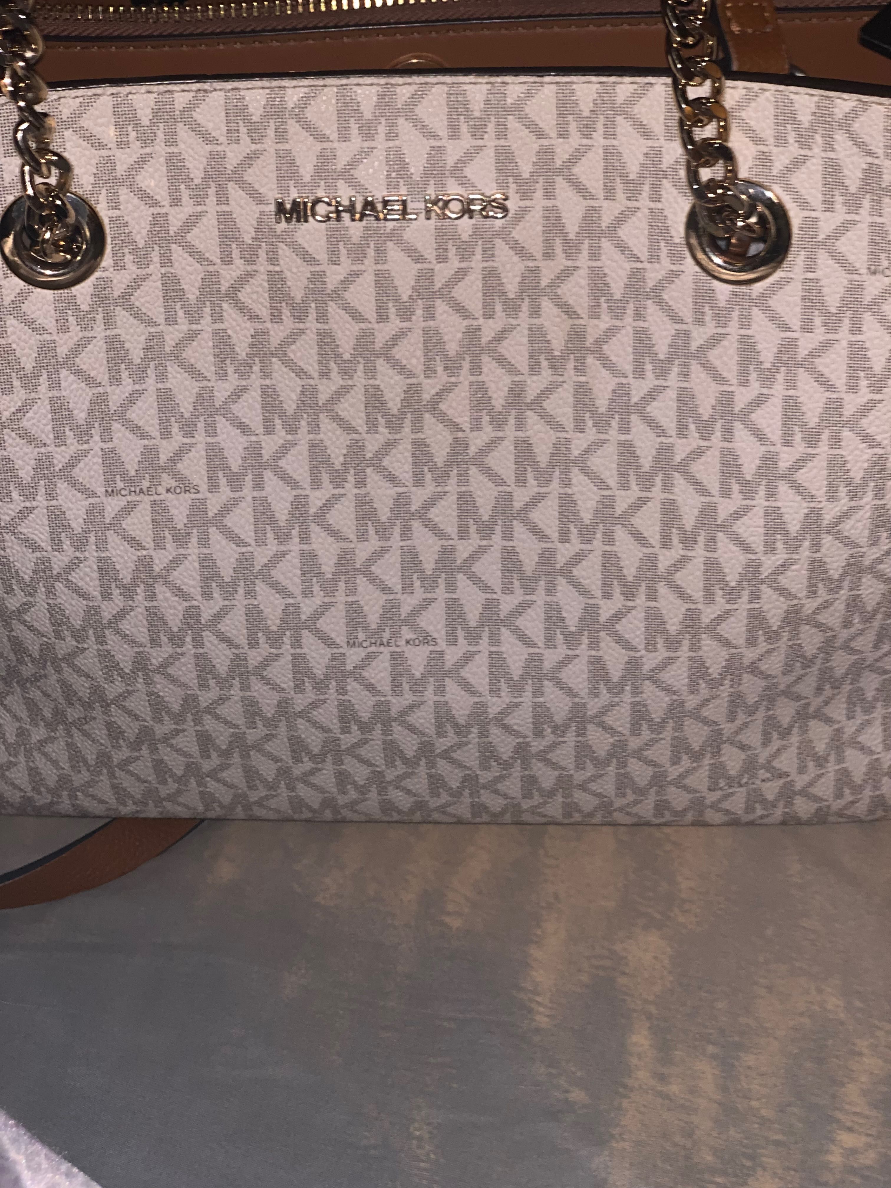 Malas Michael Kors e Tous