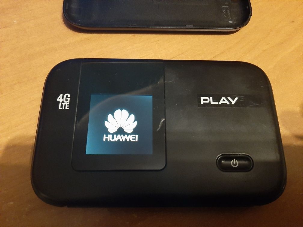 Modem Huawei e5372 uszkodzona bateria