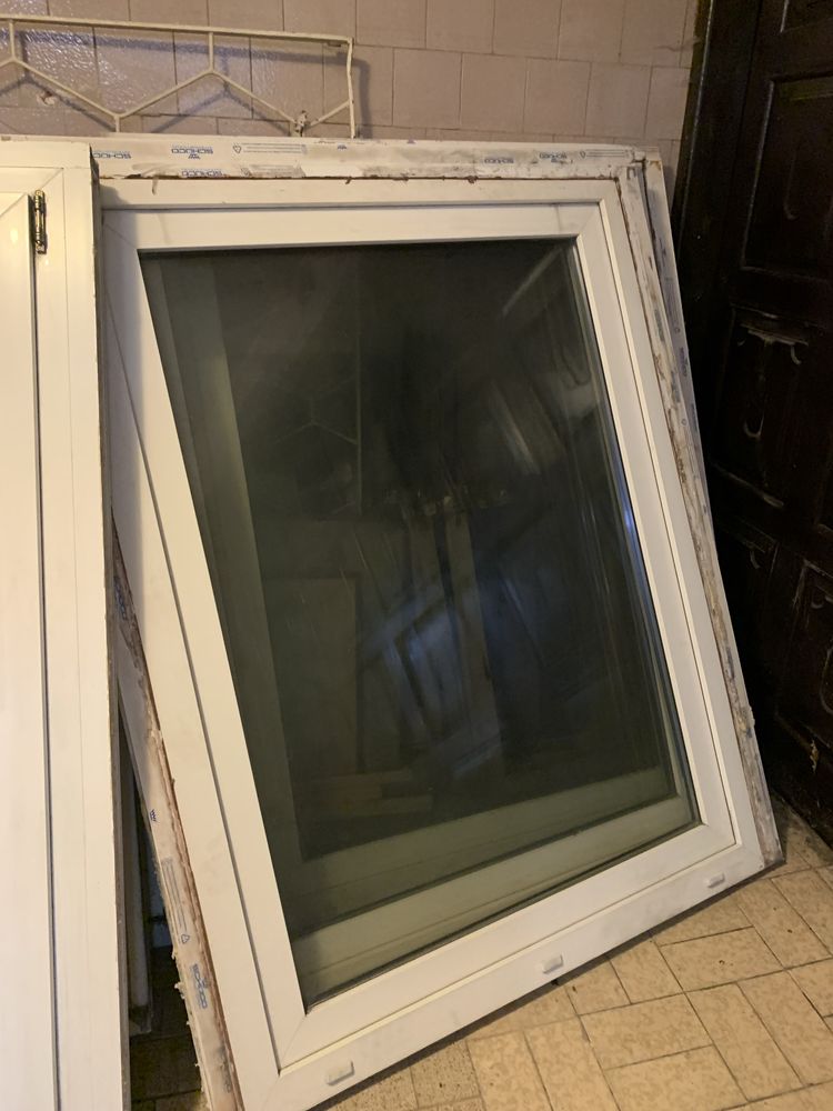 Okna PCV Białe wymiar 113x148 rozwierano uchylne. 12 SZT..