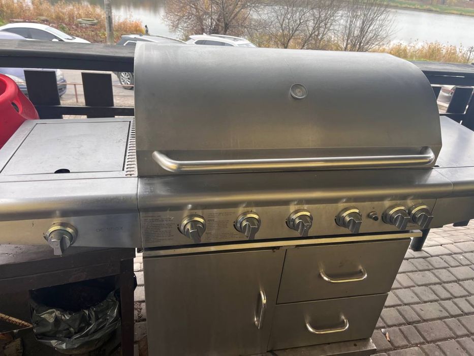 Гриль газовий , німецького виробництва. В роботі був 1 рік