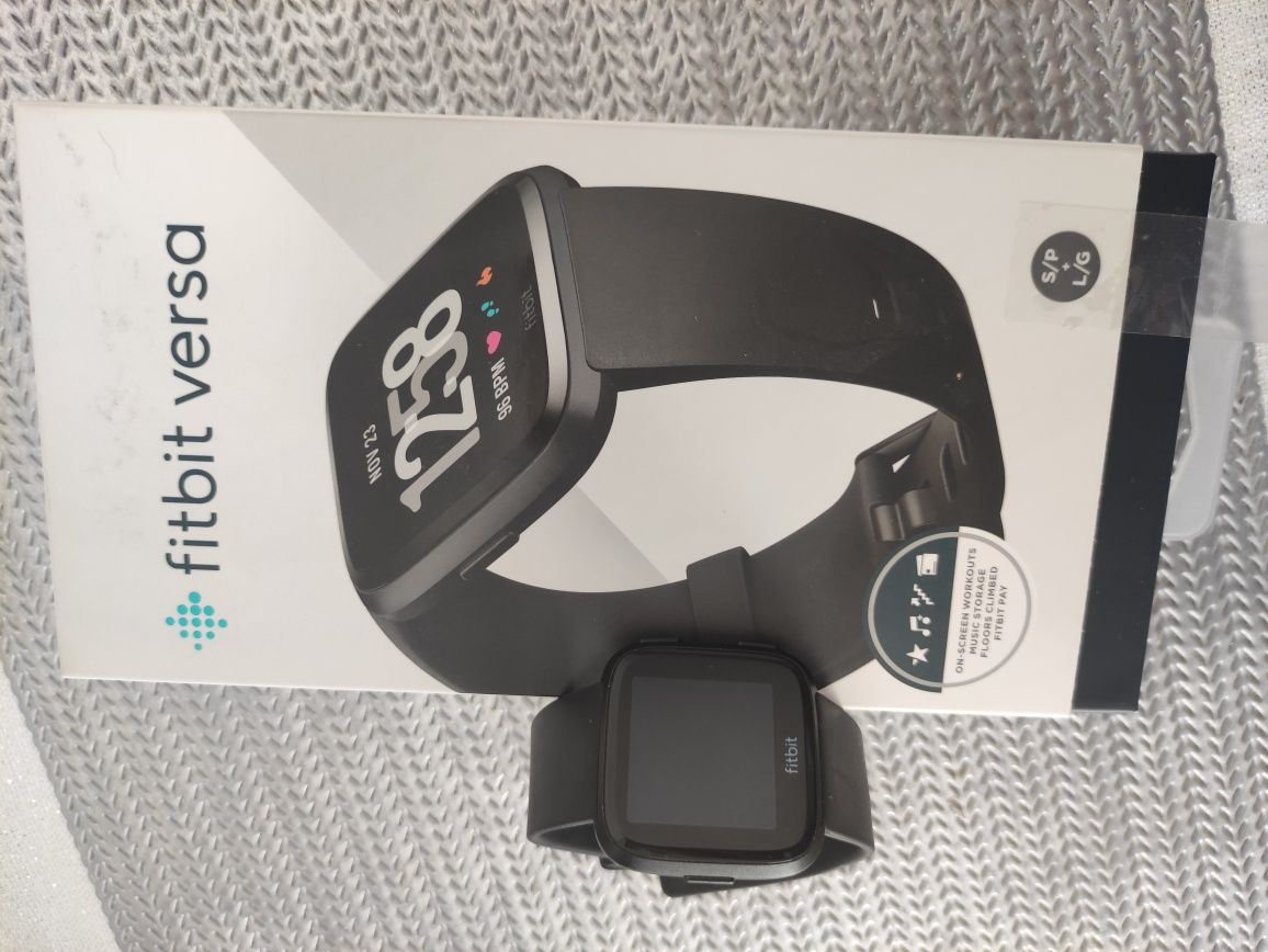 Fitbit Versa smartwatch