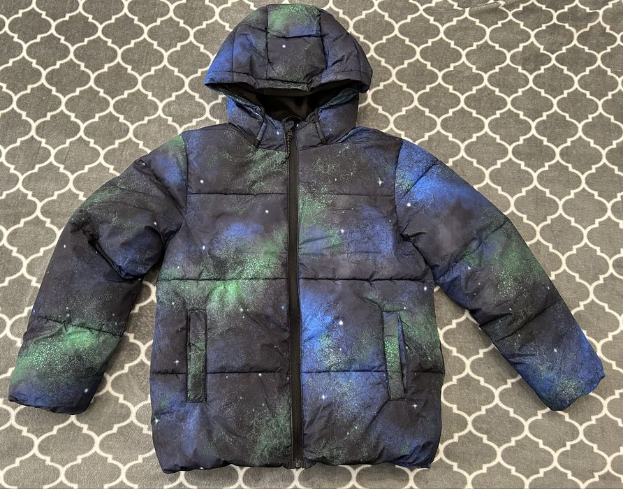 Kurtka zimowa pikowana z kapturem narciarska chłopięca Sinsay 140