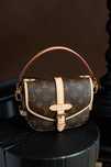 Louis Vuitton Saumur BB z Chipem NFC - z Eleganckim Pudłem Prezentowym