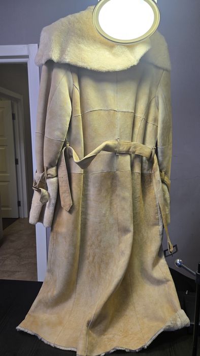 Дублянка тепла з овчини з хутром всередині