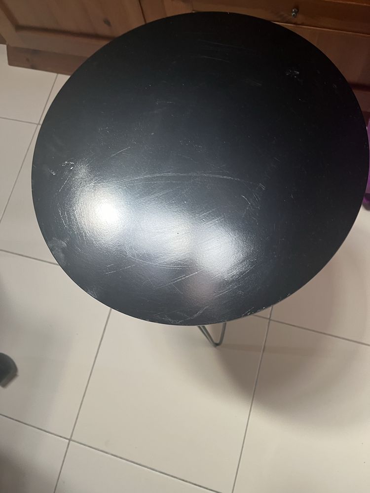 Mesa preta 3 pes