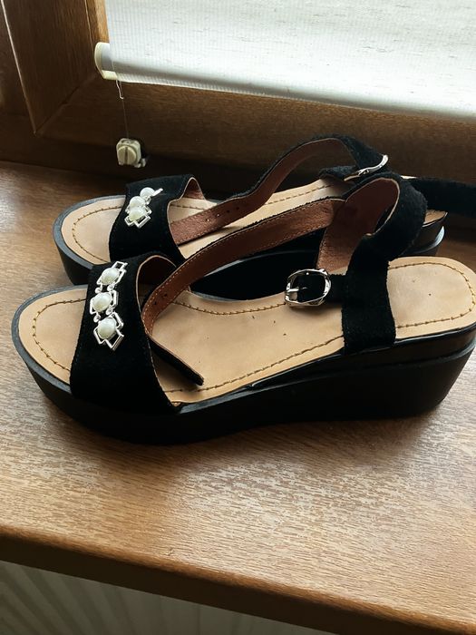 Босоніжки замш 37 розмір 24 см