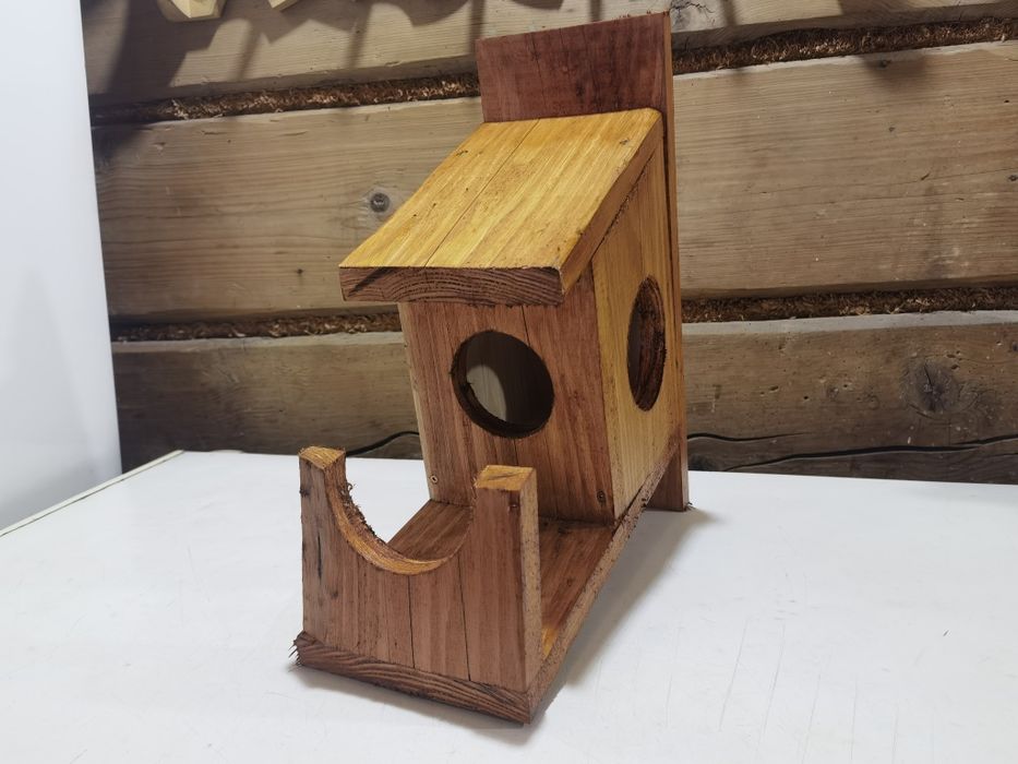 Budka dla wiewiórek