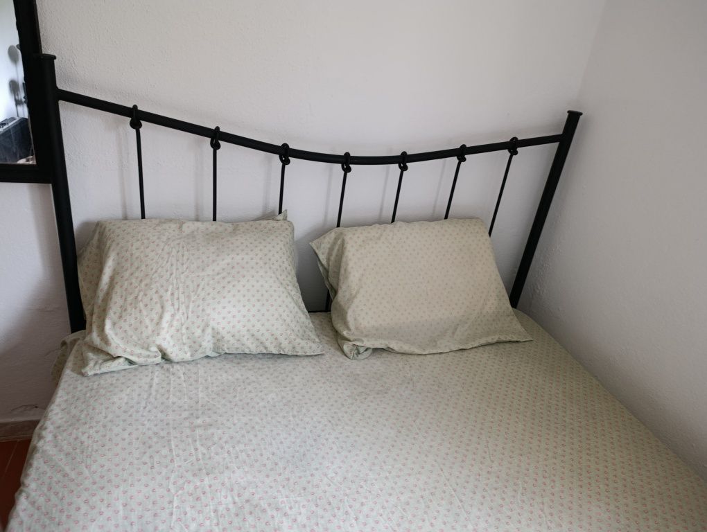 Cama de casal + colchão